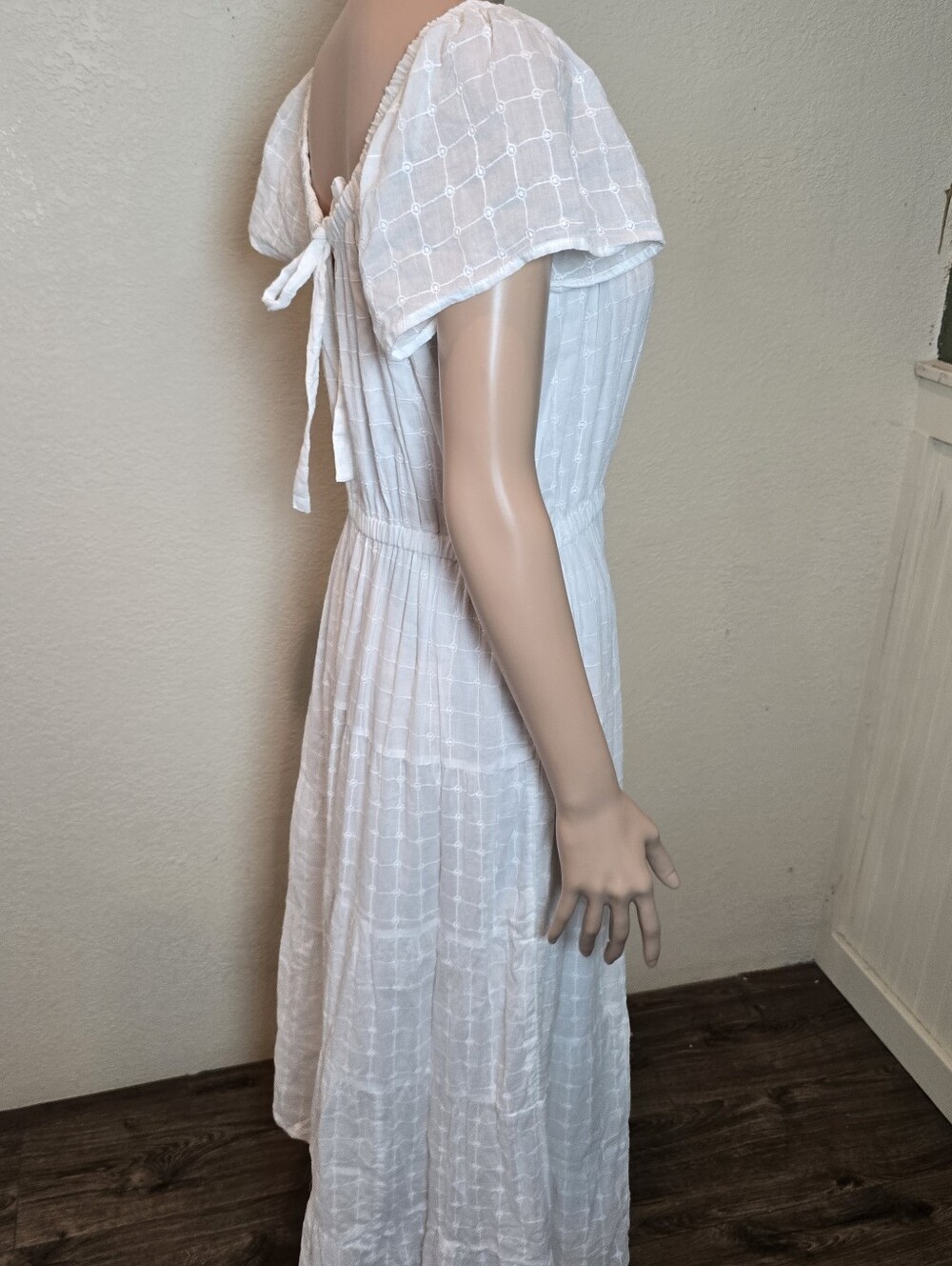 Mango MNG White Puff Sleeve Embroidered Checkered Tiered Midi A-Line Dress Sz 8 - Picture 6 of 16